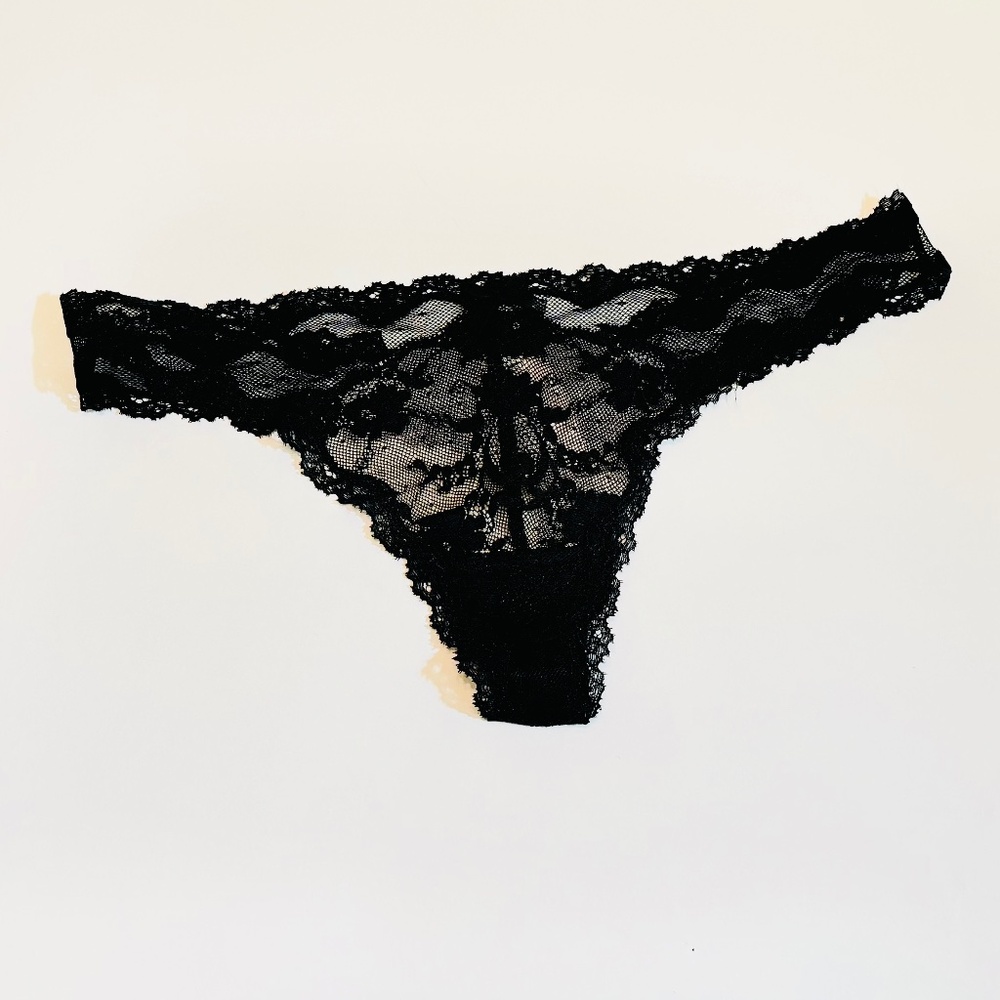 Victoria's Secret LACE FLORAL THONG Panty
